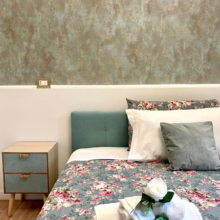 Guest House Maison Margot Fiumicino Exterior foto
