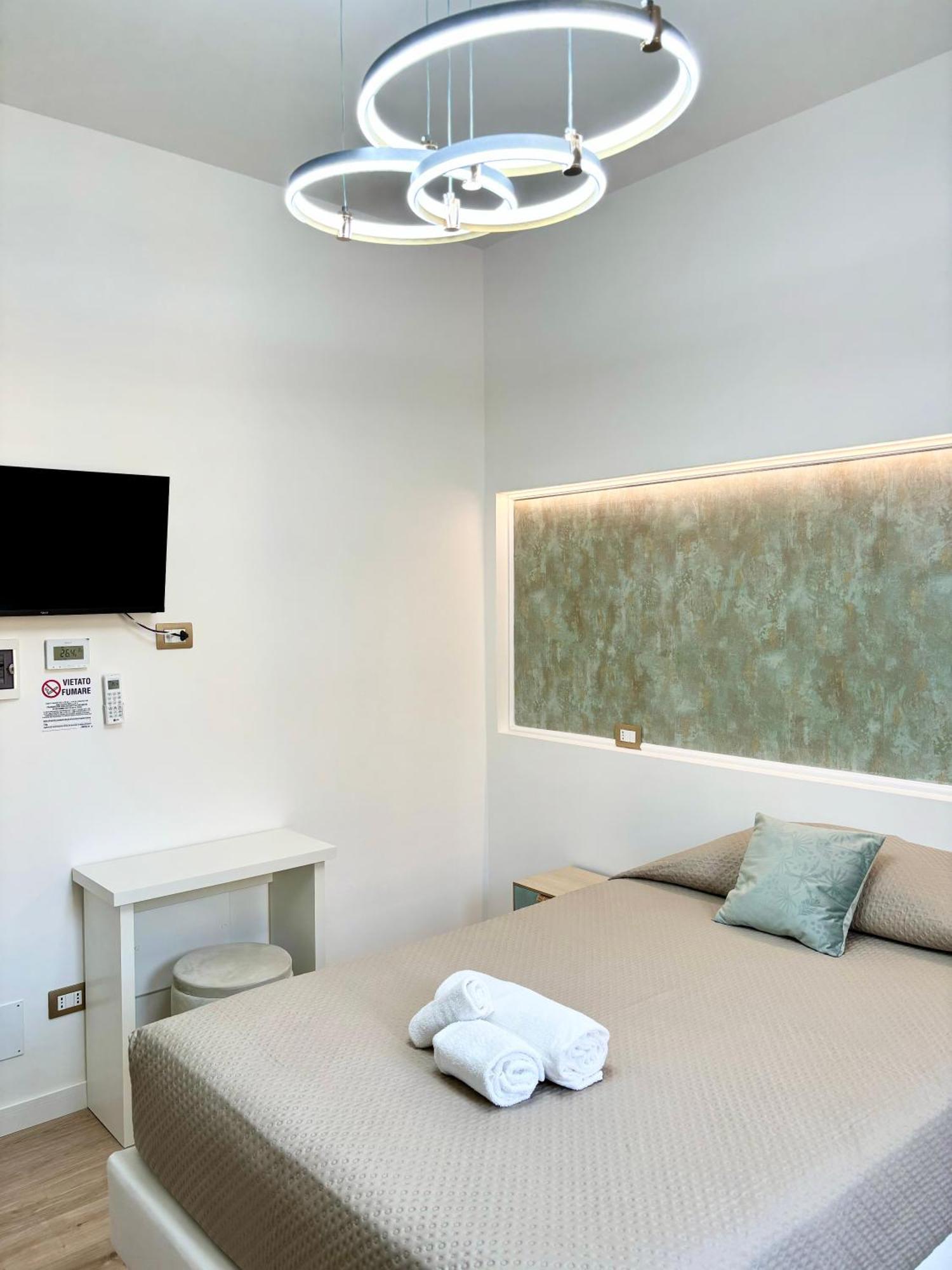 Guest House Maison Margot Fiumicino Exterior foto